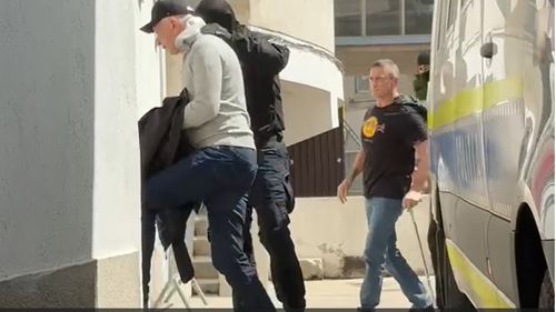BREAKING VIDEO | Procurorii Teodor Niță și Gigi Ștefan, arestați 30 de zile, decizia nu este definitivă / Multiple acuzații de trafic de influență / Ștefan, acuzat că a primit 170.000 de euro doar în ultimele luni, ca să intervină în dosare penale