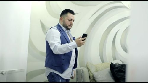 Conducător auto din Sibiu, prins încercând să mituiască un echipaj de poliție cu 200 de euro / Ar fi vorba de manelistul Puișor de la Mediaș