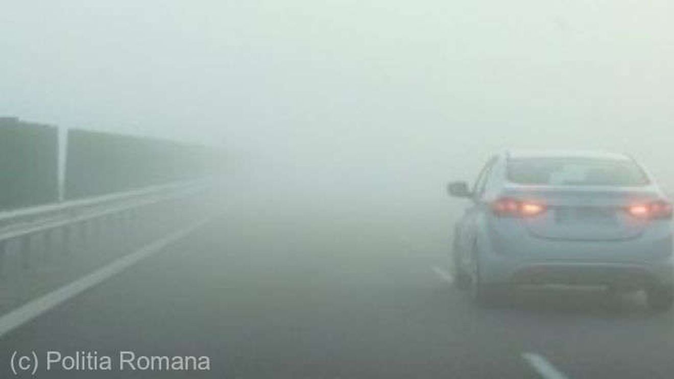 Ceața pune probleme în trafic în mai multe județe din sudul țării