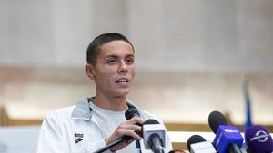 David Popovici îşi doreşte "cel puţin o medalie" la Jocurile Olimpice de la Paris din 2024 / Obiectivele din 2023 sunt un nou titlu mondial și examenul de Bacalaureat