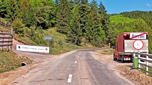 Primarul unei comune din Covasna premiază cu 100 de lei persoanele care prezintă probe cu cetățeni care aruncă iresponsabil gunoiul / Premiul e acordat din salariul primarului