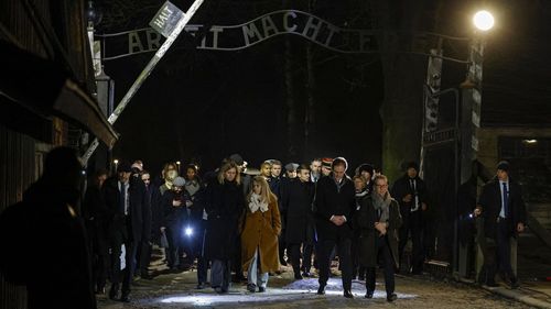 Supravieţuitorii denunţă antisemitismul la marcarea a 80 de ani de la eliberarea Auschwitzului: "Trebuie să ne angajăm să nu mai tăcem niciodată în faţa oricărei forme de ură"