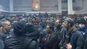 Guvernul a alocat banii pentru salariile minerilor din Valea Jiului