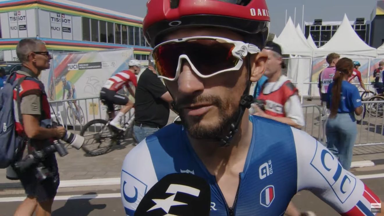 Lovitură grea pentru Franța la Campionatele Mondiale de ciclism: Liderul echipei Julian Alaphilippe, nevoit să se retragă la începutul cursei pe șosea