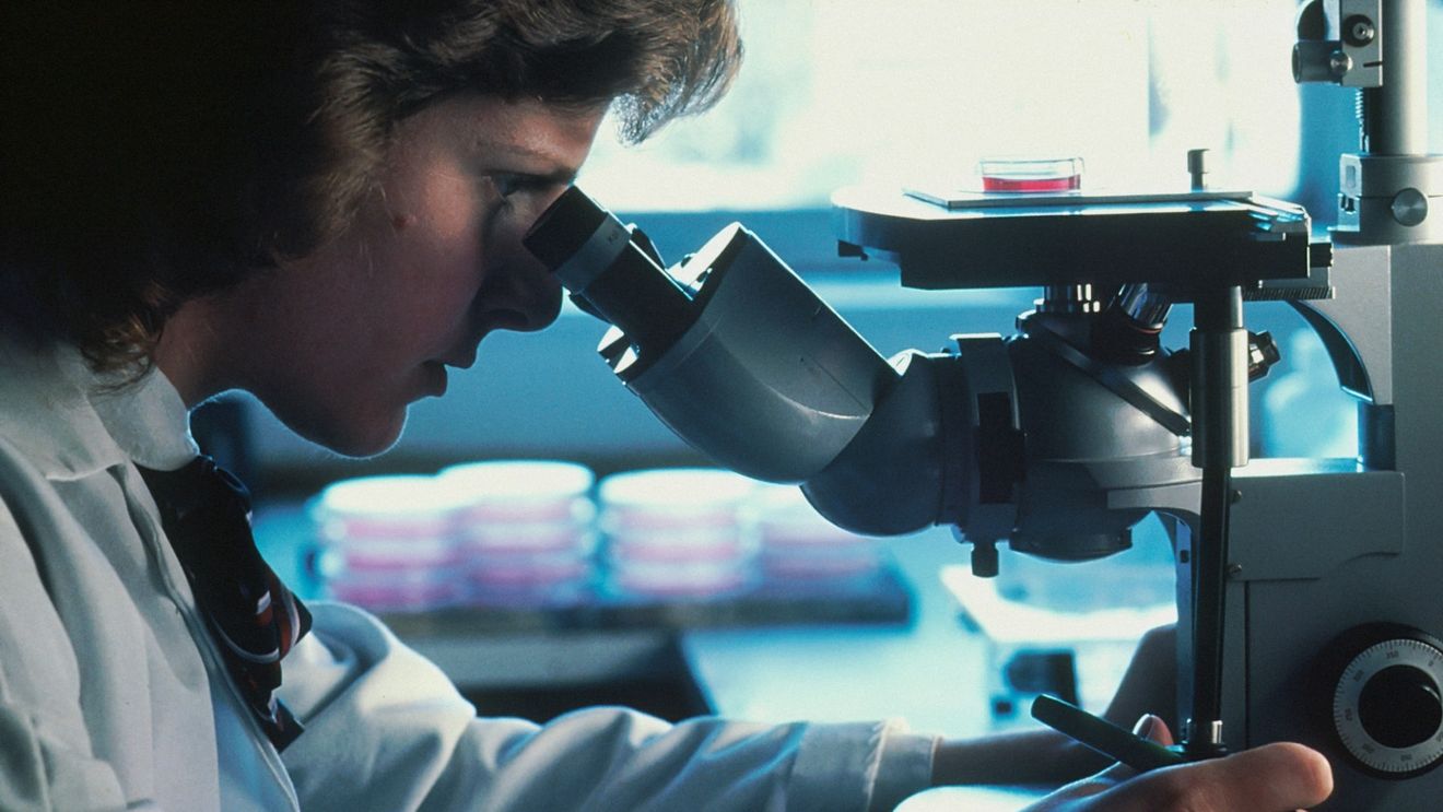 Cercetătorii au descoperit o nouă ţintă potenţială pentru tratarea pacienţilor cu cancer metastatic