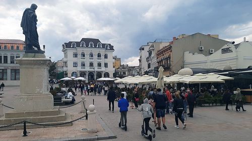 Primăria Constanţa instituie obligativitatea purtării măștii de protecție în spații publice, în spații comerciale și la locul de muncă