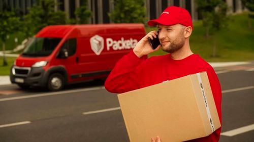 Cea mare companie ungară de curierat, acuzată de întârzieri majore la livrarea pachetelor