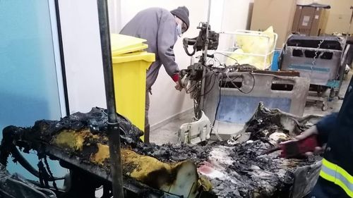 Judecătoria Piatra-Neamţ a dispus începerea procesului în dosarul incendiului de la ATI Piatra-Neamţ / Nouă pacienți au murit, iar un medic și două asistente au suferit vătămări corporale / Decizia poate fi atacată cu recurs