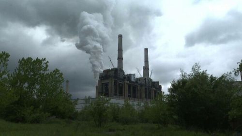 Ministrul Energiei: Pe vârfurile de consum de multe ori suntem dependenţi de importuri scumpe, mai puţin sigure / Importăm şi din ţări care produc pe bază de cărbune