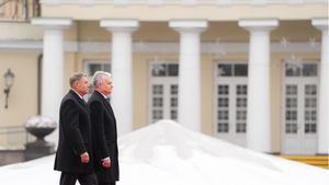 VIDEO Iohannis, în Lituania: ”E nevoie de interconectări mai multe în energie cu Republica Moldova”/ Despre Rusia: ”E nevoie de măsuri mai ferme din partea noastră, se lucrează la astfel de abordări”