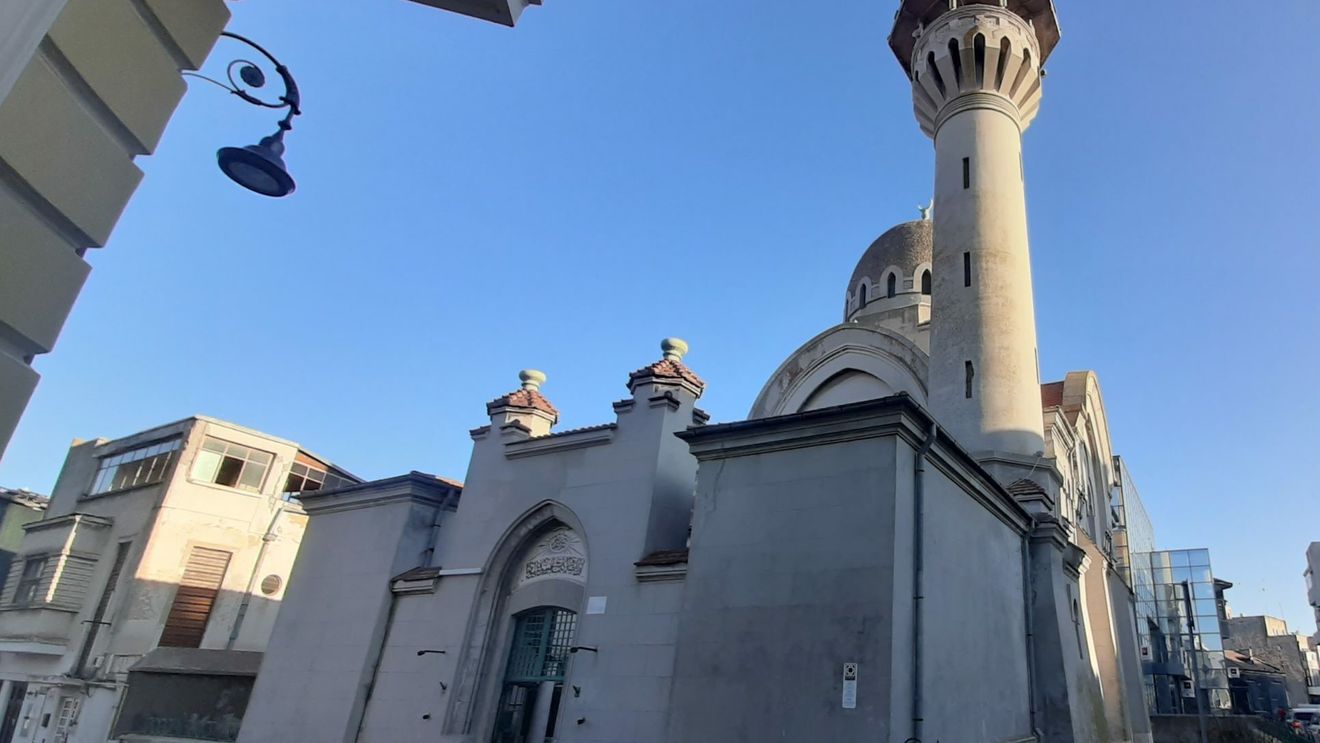 Musulmanii din România celebrează Sărbătoarea Sacrificiului - Kurban Bayram / Premierul Ciucă: Transmit credincioşilor musulmani din ţara noastră urări de pace, sănătate şi prosperitate