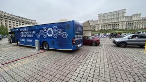 Klaus Iohannis: Românii din diaspora care vor să se vaccineze în timpul şederii în România pot să o facă la centre drive-through