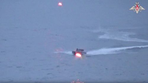 Moscova susține că o navă de recunoaștere rusească a fost atacată de trei ambarcațiuni ucrainene fără pilot în apele turcești: „Nava Flotei Mării Negre asigura securitatea gazoductelor Turk Stream şi Blue Stream”