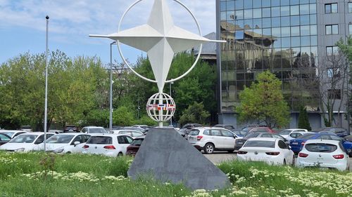 Belgia anchetează foști și actuali angajați ai NATO pentru nereguli în contracte de apărare / Suspecți arestați în Belgia și Țările de Jos