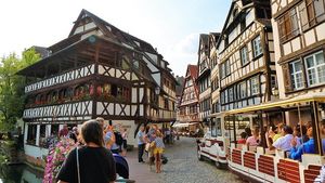 Un focar COVID-19 cu varianta indiană a fost descoperit în Strasbourg, la o școală franceză de artă și muzică