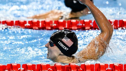 Ledecky a învins-o pe McIntosh într-o confruntare epică la 800 metri liber la Campionatele Mondiale
