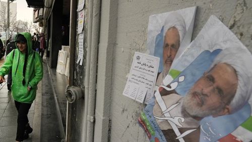 Cine e noul Lider Suprem interimar în Iran, Ayatollahul Alireza Arafi: un cleric fundamentalist, loial regimului autoritar care a înnabușit în sânge revoltele din ianuarie
