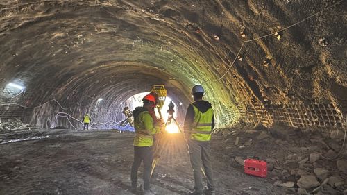 Banca Europeană de Investiții finanțează cu 500 milioane euro construirea a 122 de km din Autostrada Sibiu–Pitești