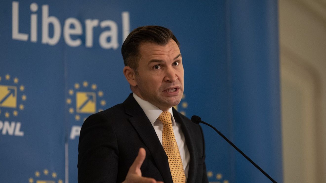 PNL anunță că începe negocierile cu ALDE în vederea fuziunii