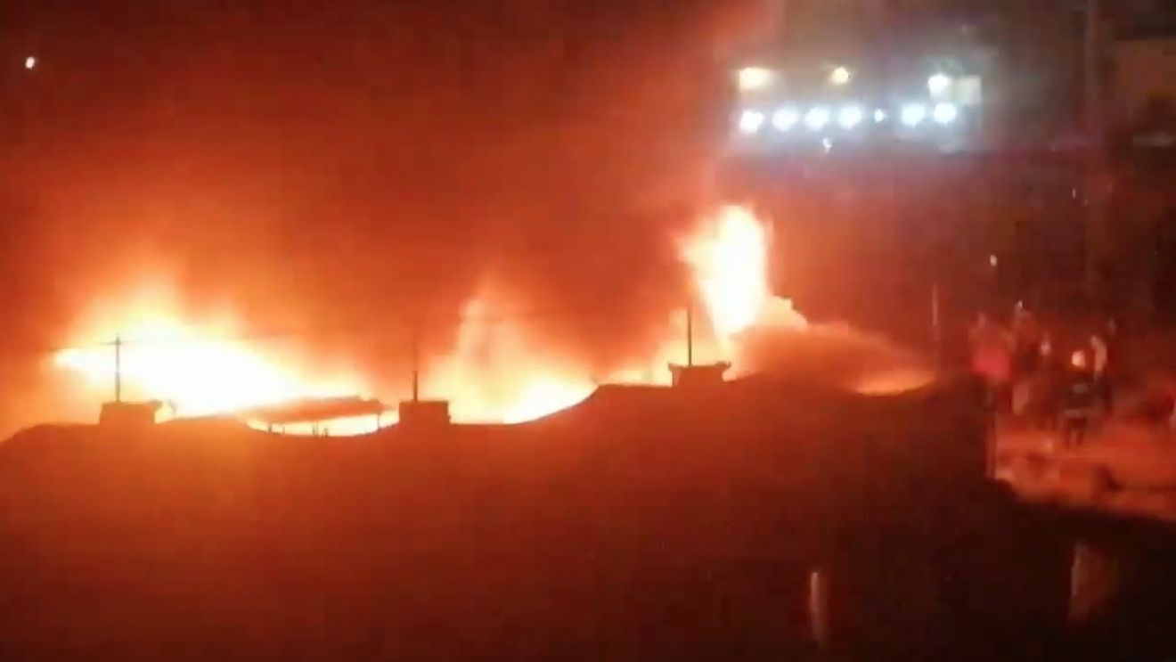 VIDEO Cel puțin 52 de morți într-un incendiu la un spital COVID din Irak, după explozia unor tuburi de oxigen