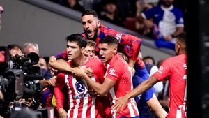 Atletico Madrid s-a calificat în semifinalele Cupei Spaniei, după ce a înfrânt Sevilla. Horaţiu Moldovan a fost rezervă