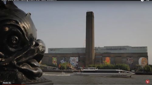 Un bărbat a murit după ce a căzut de pe platforma de observare a muzeului Tate Modern din Londra