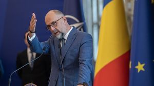 Kelemen Hunor, replică dură după ce mai mulți ziariști au susținut că Peter Magyar și Manfred Weber l-ar fi convins să nu voteze guvernul Veștea: Delir, fabulații și invenții, lipsite de orice logică
