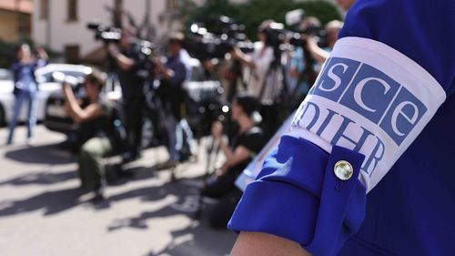 AEP a acreditat 87 de jurnalişti străini şi 159 de observatori internaţionali pentru turul doi al alegerilor prezidențiale 2025