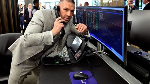 Starul MMA Conor McGregor se retrage din cursa pentru președinția Irlandei / El a beneficiat de sprijinul CEO-ului Tesla, Elon Musk, și al președintelui SUA, Donald Trump