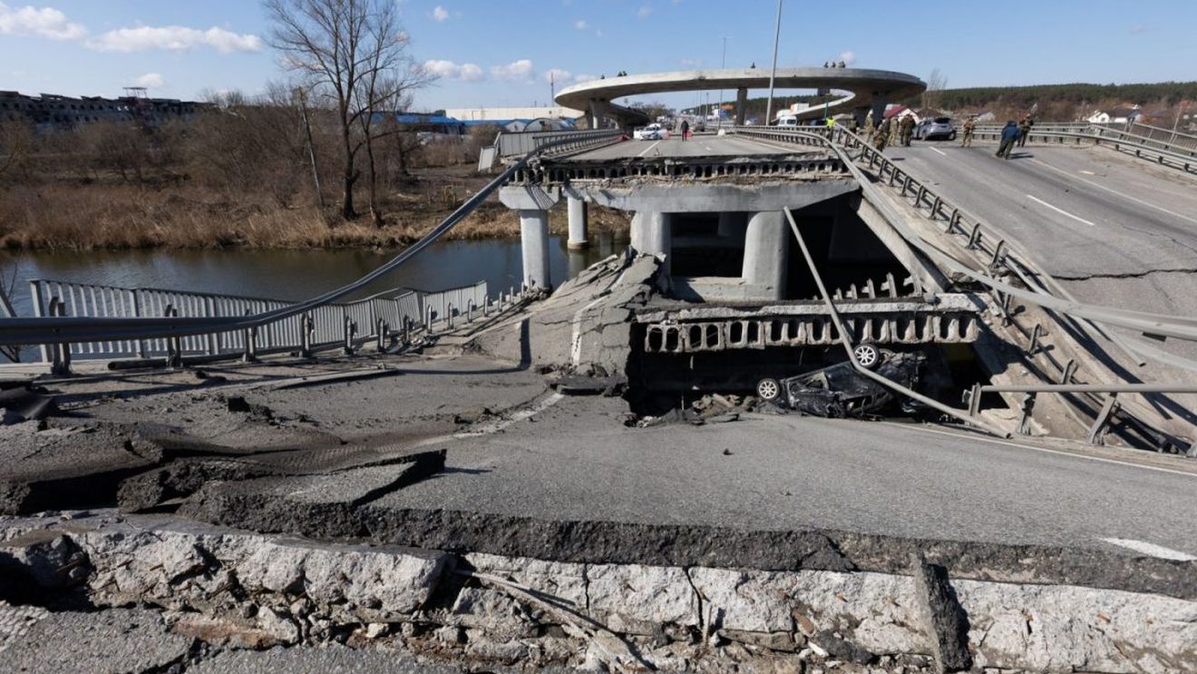 Invazia rusă a distrus 20-30% din infrastructura Ucrainei, afirmă un ministru ucrainean