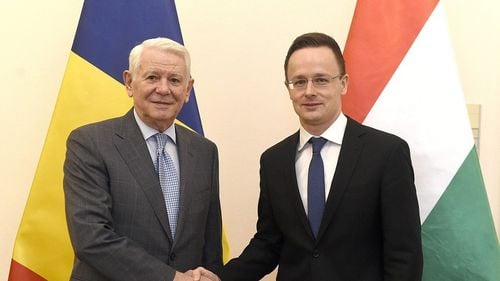 Meleșcanu l-a avertizat pe ministrul de Externe al Ungariei că urmărește ”retorica oficialilor de la Budapesta” în legătură cu România și a cerut ”o abordare reținută și fără accente emoționale” față de centenarul Unirii