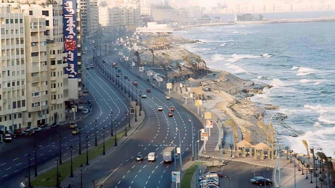 Vestigii de peste 2.000 de ani, aduse la suprafaţă în largul Alexandriei, în Egipt