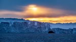 Ce ascunde Antarctica? O structură gigantică, de dimensiuni continentale, a fost identificată sub calota glaciară / Cercetătorii au încercat să reconstruiască relieful Antarcticii fără gheața care îl acoperă astăzi