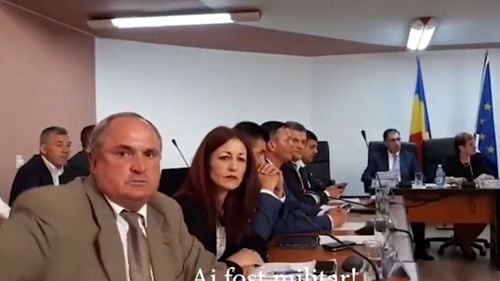 VIDEO Derapaj rasist în ședința Consiliului Local Focșani: consilierul Radu Nițu (PSD): “cetățenii romi vă caută la buzunare” / Partida Romilor Pro Europa Vrancea va face plângere la CNCD