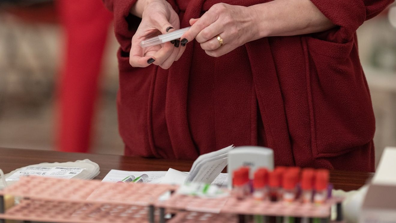 Studiu revoluţionar la Stanford: Un test de sânge poate estima vârsta biologică a organelor umane