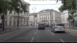 Ministrul austriac al Finanțelor, lăsat fără permis de conducere pentru 30 de zile după ce a fost prins cu o viteză mult peste limita legală