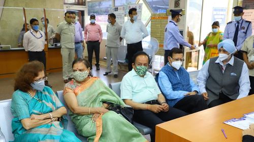 India raportează pentru prima dată peste 200.000 de noi cazuri COVID-19 în 24 de ore/ “Un tsunami” lovește țara și afectează și copiii, inclusiv bebeluși de opt luni