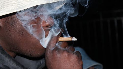 Studiu: Crește numărul vărsăturilor incontrolabile din cauza consumului de canabis  / Cazurile de vărsături a crescut cu 29% în Colorado, după legalizarea marijuanei