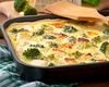 Omletă la cuptor cu feta și broccoli, pentru un mic dejun leneș de sfârșit de săptămână