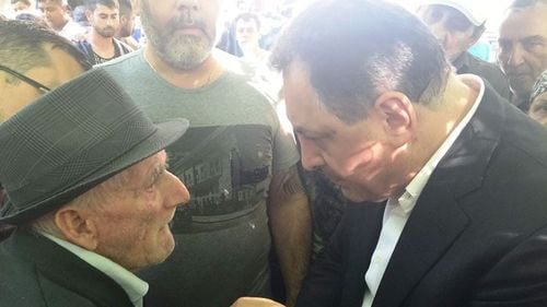 Oamenii lui Marian Vanghelie, mufați la banii din Sectorul 5. O firmă administrată de un ”șofer de tir” cu off-shore în SUA a semnat contracte de peste 54 de milioane de euro pentru străzi și trotuare