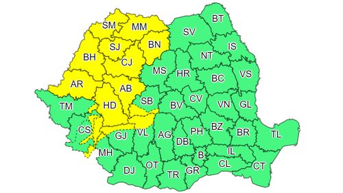 Avertizare meteo: Cod galben de instabilitate atmosferică accentuată în 15 judeţe, până la ora 22.00/ În Bucureşti vremea se încălzeşte