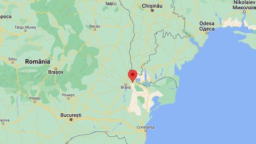 Arheologii din Tulcea profită de lucrările la un parc eolian și cercetează mai mulţi tumuli funerari, vechi de 3.000 de ani / Tumulii sunt ridicaţi deasupra unui mormânt, cu scop de protecţie sau observare astronomică