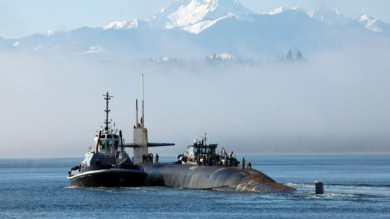 Un posibil nou model de submarin chinez de atac, surprins de imaginile din satelit