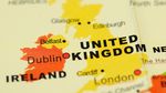 Casele a trei familii de români din Belfast, vandalizate după violențele anti-imigrație