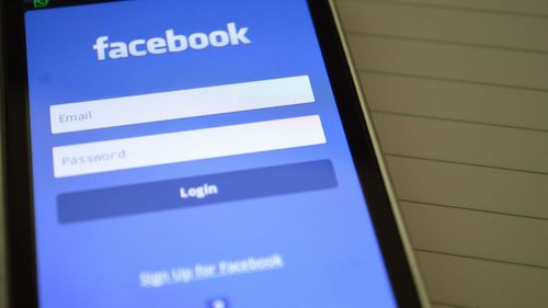 Facebook a închis numeroase conturi legate de Rusia, care răspândeau informaţii înşelătoare