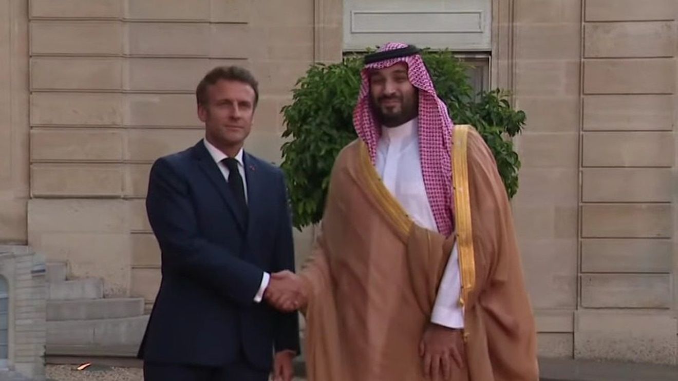 Franţa şi Arabia Saudită deschid un centru cultural în deşert