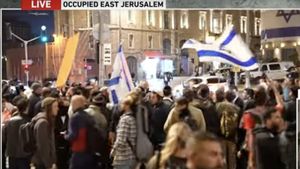 Poliția israeliană, confruntări cu protestatari de extremă dreaptă la Ierusalim / Pe unele pancarte erau scrise mesaje interzise precum „un glonţ în cap pentru fiecare terorist”