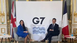 Franța califică drept “șantaj financiar” respingerea de către Marea Britanie a migranților care sosesc cu ambarcațiuni pe Canalul Mânecii