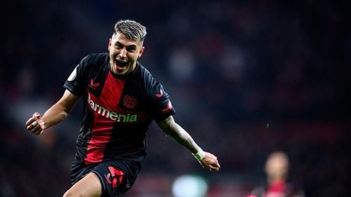 În plin divorţ, soţia lui Palacios a decis să vândă tricourile şi medalia campionului mondial / Femeia ameninţă că va dezvălui secrete despre naţionala Argentinei