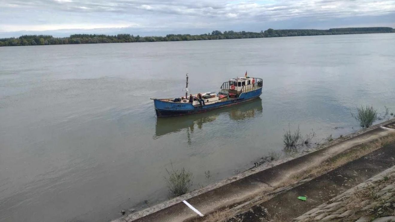 Ministrul Transporturilor: A fost lansată prima procedură de achiziţie din cadrul proiectului FAST DANUBE 2 / Proiectul va permite ca navele să circule pe Dunăre aproape tot anul, faţă de situaţia actuală de aproximativ 280 zile